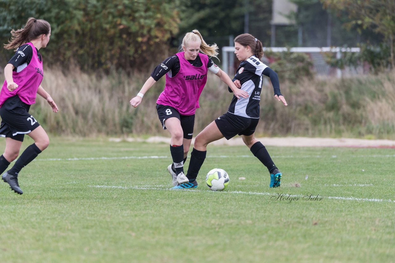 Bild 297 - Frauen Grossenasper SV - SV Steinhorst/Labenz : Ergebnis: 1:3